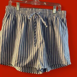 Princess Polly Blue and White Patterned Shorts